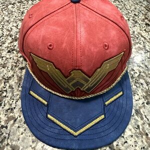 New Era Wonder Woman 59Fifty Fitted Hat 7 3/4